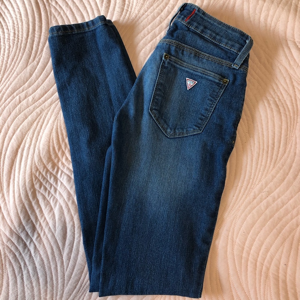 Guess jean Size 24